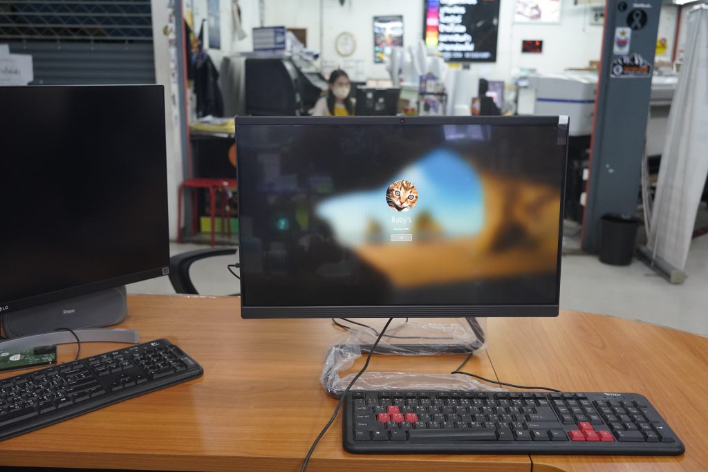 เปลี่ยนจอ Lenovo ideacentre A340-22AST ออลอินวัน จอแตก จอร้าว จอเสีย เปลี่ยนจอใหม่ พร้อมรับประกัน 6 เดือน