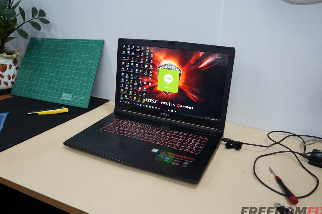 เปลี่ยนจอ MSI GP72M 7REX Leopard FHD IPS 60Hz อาการจอแตก จอร้าว จอเสีย เปลี่ยนจอใหม่พร้อมรับประกัน 6 เดือน