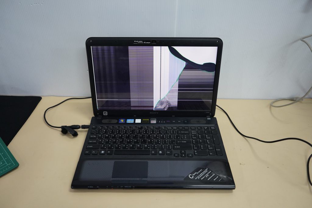 เปลี่ยนจอ SONY VPCCB15FH 15.6 FHD จอแตก จอร้าว จอเสีย เปลี่ยนจอใหม่ FHD 1920X1080 40PIN