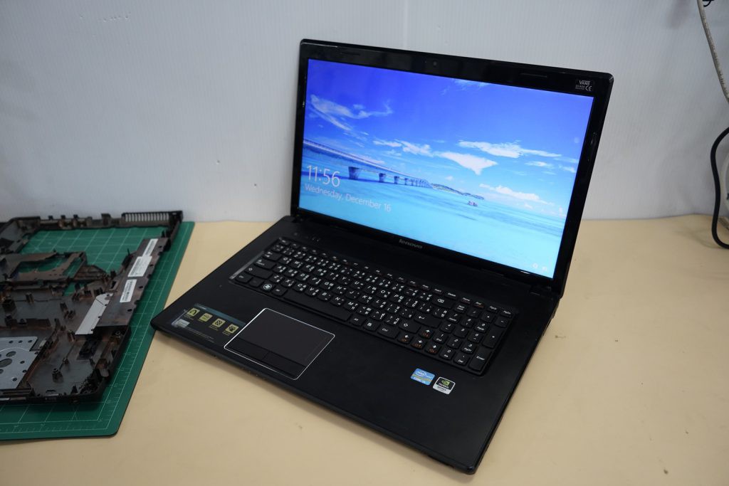 เปลี่ยนบอดี้เครื่อง LENOVO G770 G780 บอดี้แตก บอดี้พัง เวลาเปิดหน้าจอบอดี้อ้า