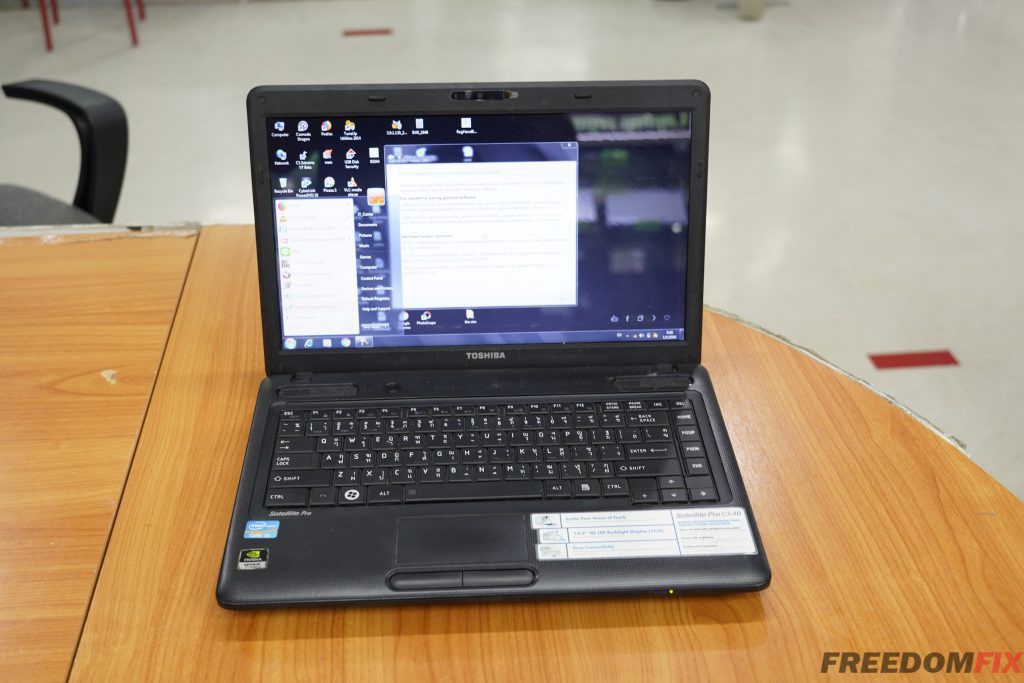 ซ่อมโน๊ตบุ๊ค TOSHIBA C640 เปิดไม่ติด ไฟไม่เข้า ไม่ขึ้นสถานะ เมนบอร์ดเสีย ภาคจ่ายไฟมีปัญหา