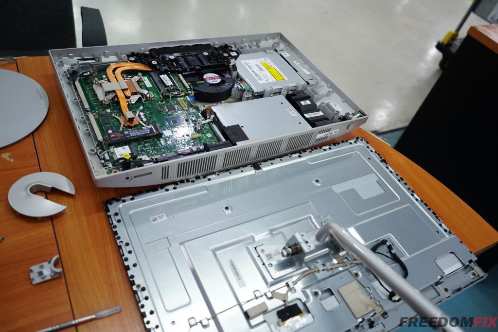 เปลี่ยนจอ ALL IN ONE Lenovo Ideacentre 300-20ISH