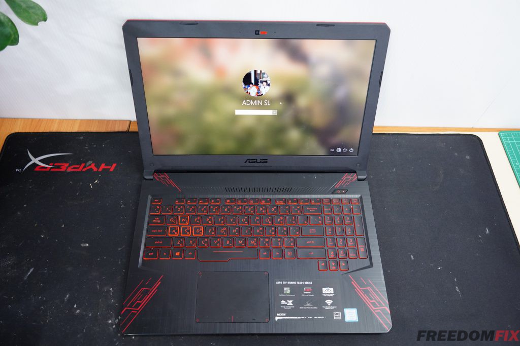 เปลี่ยนบอดี้กรอบจอ ASUS FX504 กรอบแตก บานพับหัก เวลาเปิด พับหน้าจอไม่ได้ ต้องเปลี่ยนกรอบพร้อมบานพับ