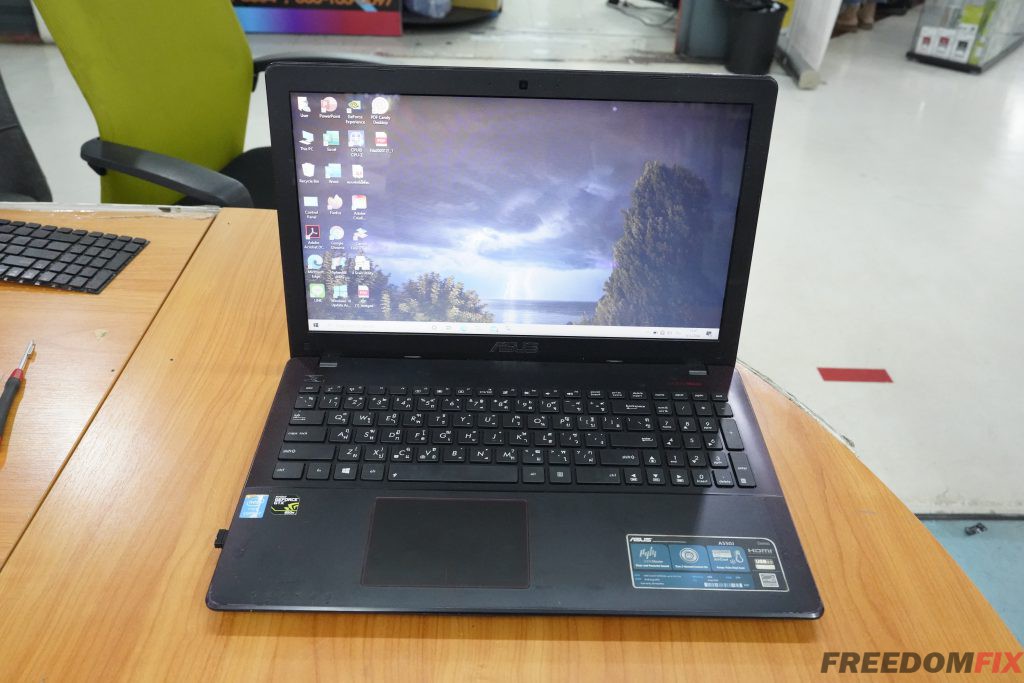 เปลี่ยนคีย์บอร์ด ASUS A550J K550J คีย์บอร์ดเสีย กดไม่ติด ปุ่มหลุด ปุ่มเสีย เปลี่ยนคีย์บอร์ดใหม่