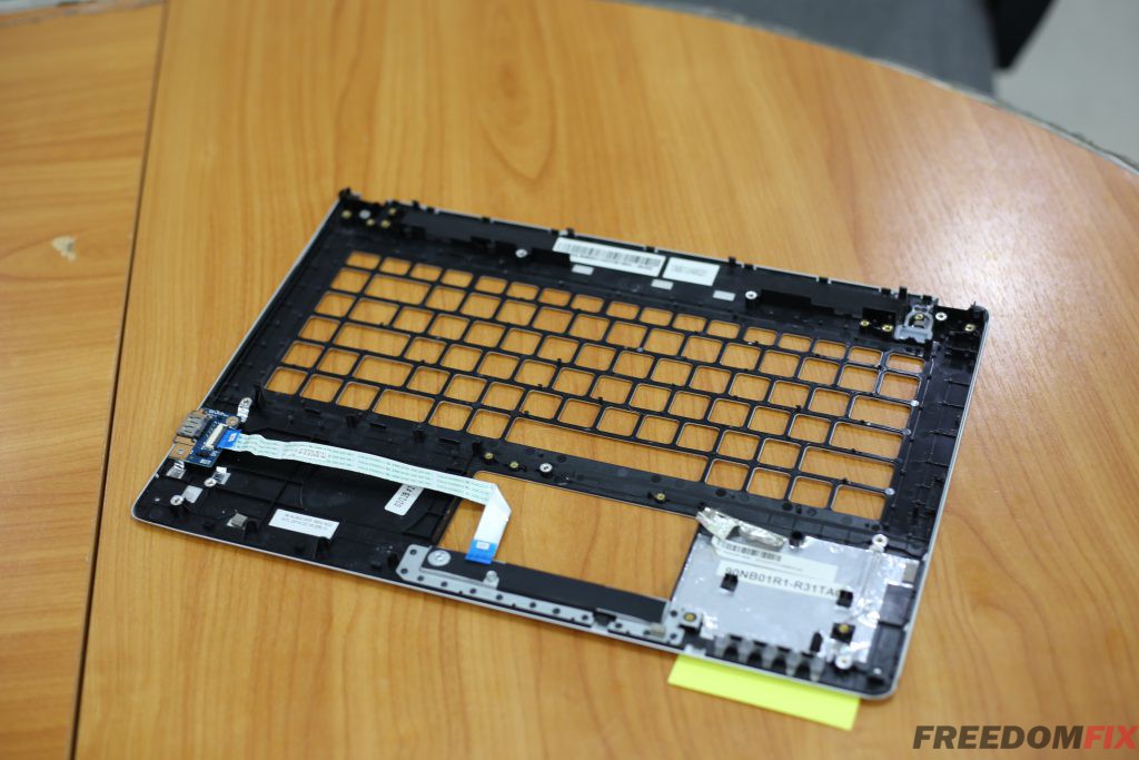 รับเปลี่ยนคีย์บอร์ด Notebook AUS K450J คีย์บอร์ดเสีย