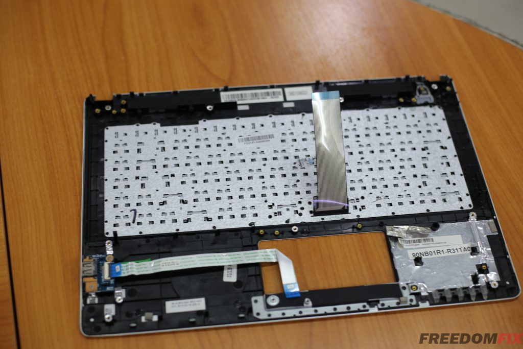 รับเปลี่ยนคีย์บอร์ด Notebook AUS K450J คีย์บอร์ดเสีย