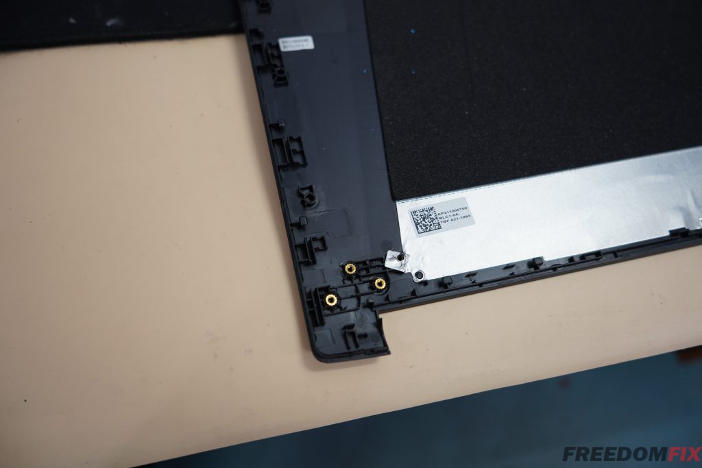 รับเปลี่ยนบานพับ ซ่อมกรอบจอ ACER Nitro 5 AN515 กรอบแตก บานพับหัก เวลาเปิดเครื่อง จอแตก จออ้า เปิดพับจอไม่ได้ LINE @FREEDOMFIX