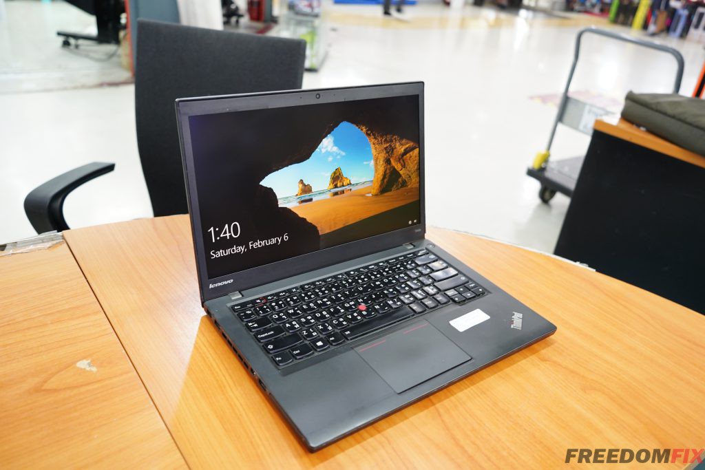 รับเปลี่ยนจอ LENOVO T440S จอแตก จอร้าว จอเสีย จอเป็นเส้น HD+ เปลี่ยนเป็น FHD IPS LINE @FREEDOMFIX พันทิพย์งามวงศ์วาน ชั้น 5 ห้อง 5011/1