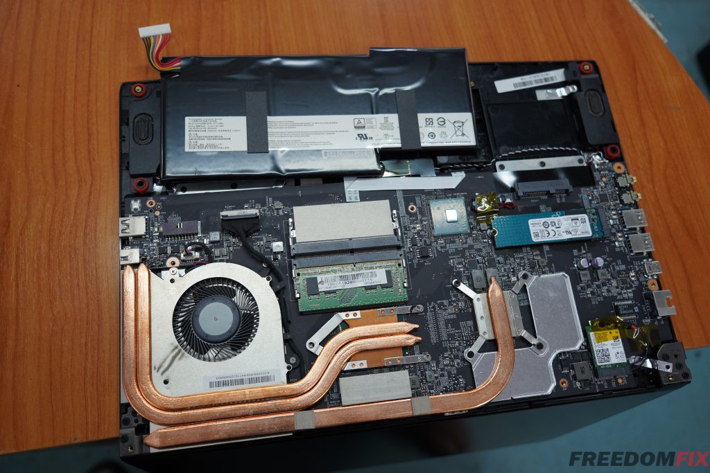 รับเปลี่ยนกรอบจอ MSI GF63 บานพับหลุด กรอบจอแตก บอดี้อ้า เวลาเปิดหน้าจอ เปิด-ปิดเครื่องลำบาก LINE @FREEDOMFIX
