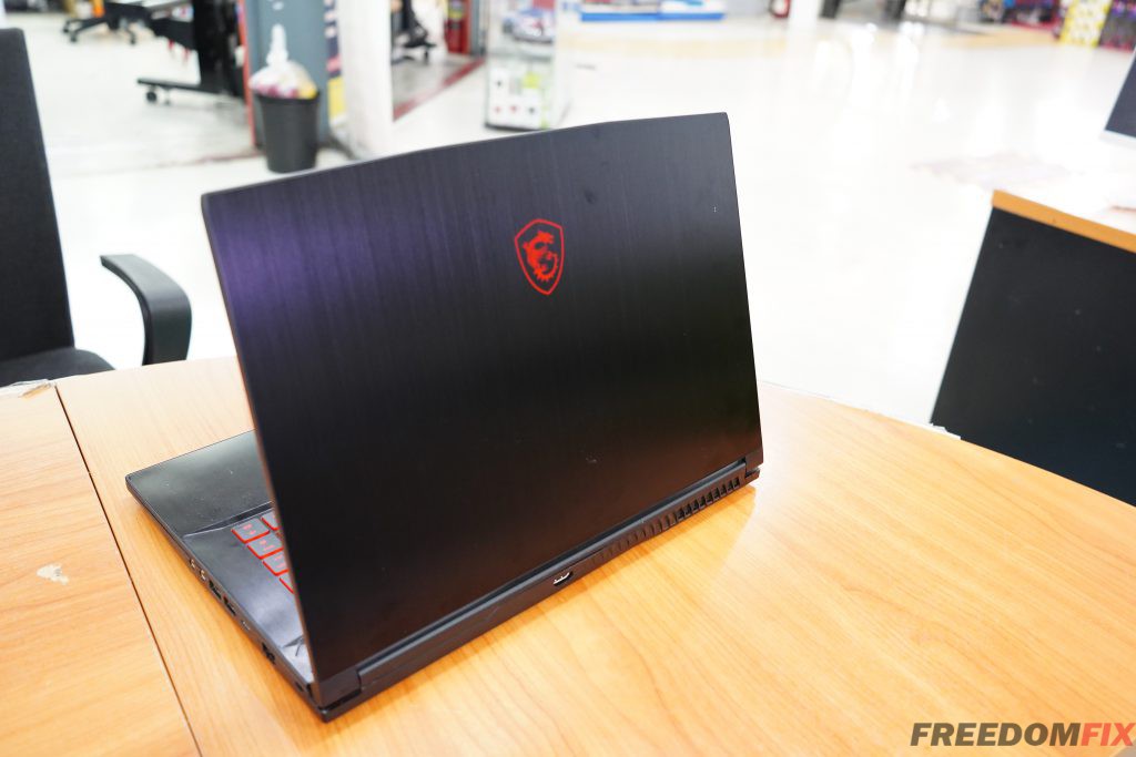 รับเปลี่ยนกรอบจอ MSI GF63 บานพับหลุด กรอบจอแตก บอดี้อ้า เวลาเปิดหน้าจอ เปิด-ปิดเครื่องลำบาก LINE @FREEDOMFIX