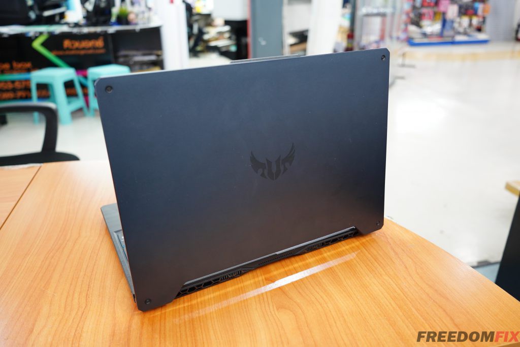 รับซ่อมโน๊ตบุ๊ค ASUS FX505 FX505D เปิดไม่ติด ไฟไม่เข้า เครื่องพัง ใช้งานไม่ได้ เมนบอร์ดเสีย ภาคจ่ายไฟมีปัญหา LINE @FREEDOMFIX