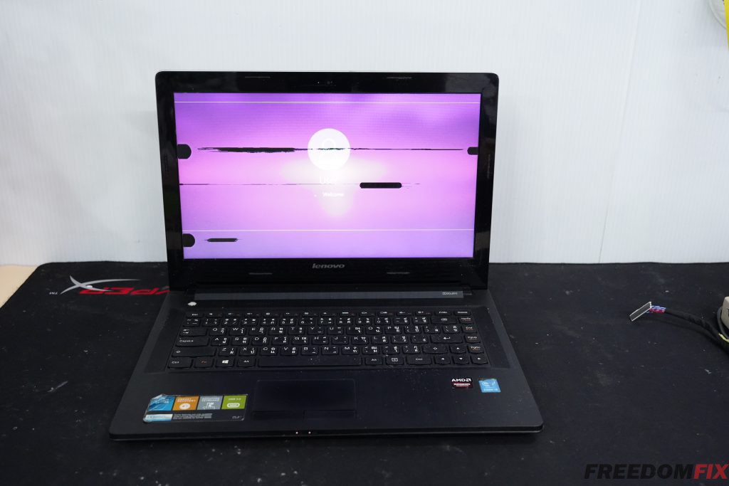 รับเปลี่ยนจอโน๊ตบุ๊ค LENOVO G40 G40-70 จอแตก จอร้าว จอเสีย จอเป็นเส้น จอเป็นวงดำ เปลี่ยนจอใหม่ LINE @FREEDOMFIX
