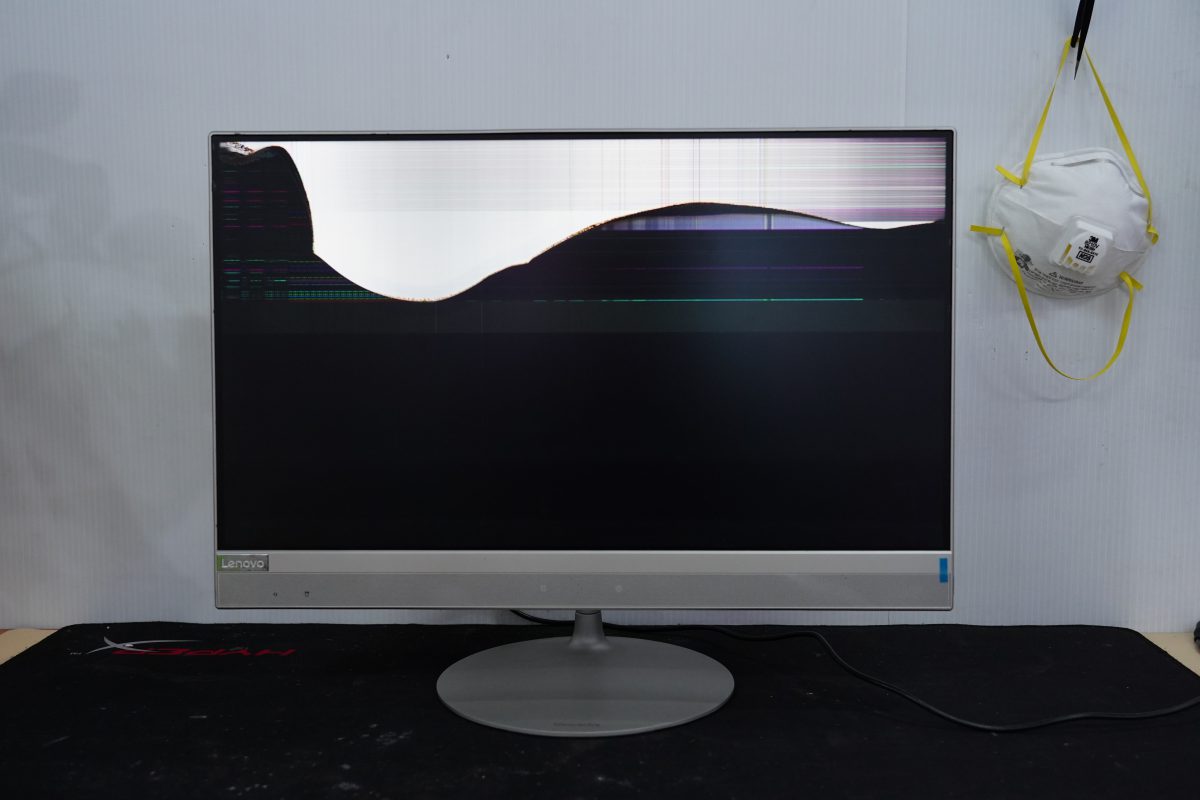 เปลี่ยนจอคอม ออลอินวัน LENOVO 520-22AST 21.5 นิ้ว จอแตก จอร้าว จอเสีย จอเป็นเส้น เปลี่ยนจอใหม่