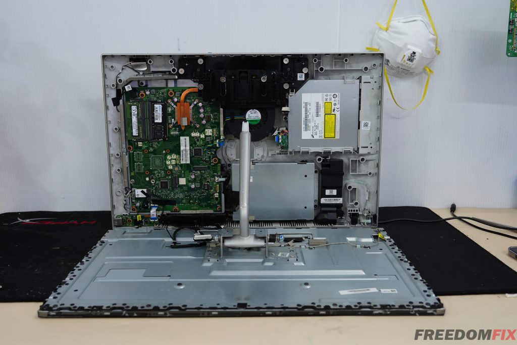 เปลี่ยนจอคอม ออลอินวัน LENOVO 520-22AST 21.5 นิ้ว จอแตก จอร้าว จอเสีย จอเป็นเส้น เปลี่ยนจอใหม่