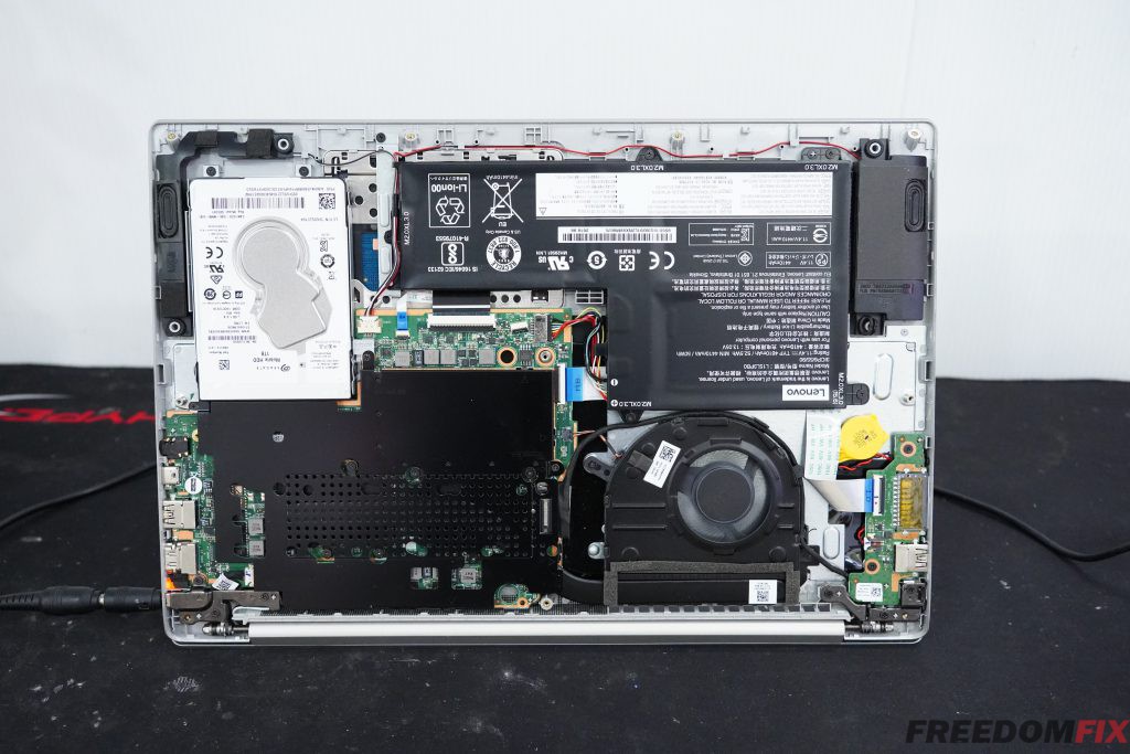 รับซ่อมโน๊ตบุ๊ค LENOVO 330S-15IKB เปิดไม่ติด ไฟไม่เข้า เครื่องพัง ใช้งานไม่ได้ เมนบอร์เสีย ภาคจ่ายไฟมีปัญหา LINE @FREEDOMFIX