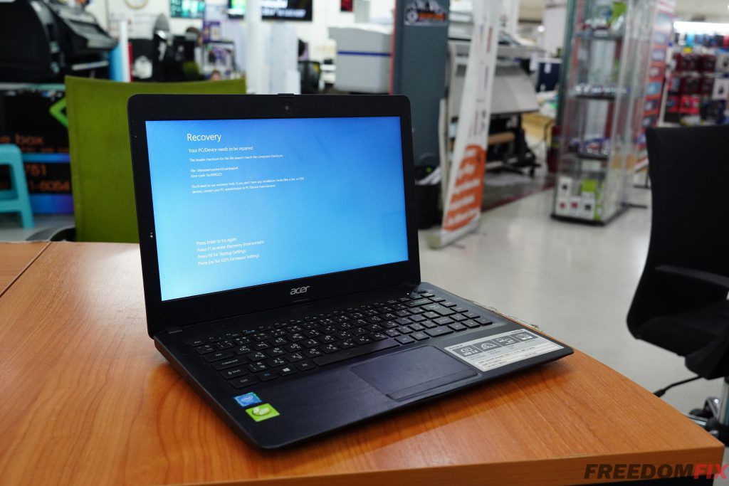 รับซ่อมโน๊ตบุ๊ค ACER One Z1402 เปิดไม่ติด ไฟไม่เข้า เครื่องพัง เมนบอร์ดเสีย ภาคจ่ายไฟมีปัญหา LINE @FREEDOMFIX