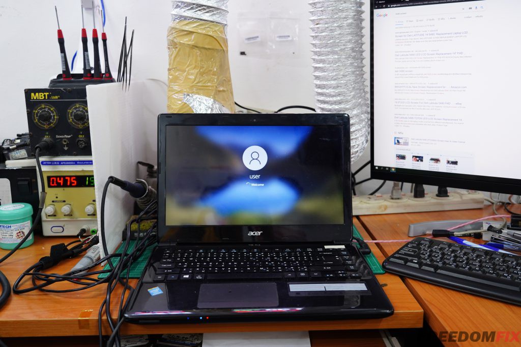 รับซ่อมโน๊ตบุ๊ค ACER E1-410 เปิดไม่ติด ไฟไม่เข้า โน๊ตบุ๊คเสีย เมนบอร์ดมีปัญหา ซ่อมระบบไฟ  LINE @FREEDOMFIX