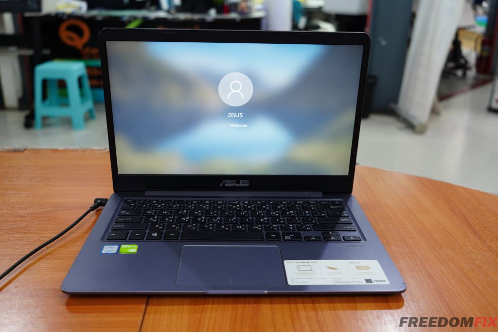 รับเปลี่ยนคีย์บอร์ด ASUS X411U คีย์บอร์ดเสีย กดไม่ติด ปุ่มพัง ปุ่มหลุด เปลี่ยนแป้นใหม่ LINE @FREEDOMFIX