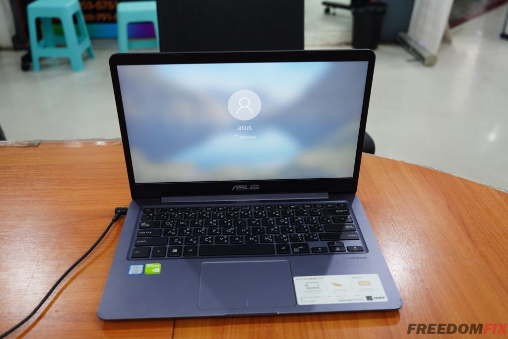 รับเปลี่ยนคีย์บอร์ด ASUS X411U คีย์บอร์ดเสีย กดไม่ติด ปุ่มพัง ปุ่มหลุด เปลี่ยนแป้นใหม่ LINE @FREEDOMFIX