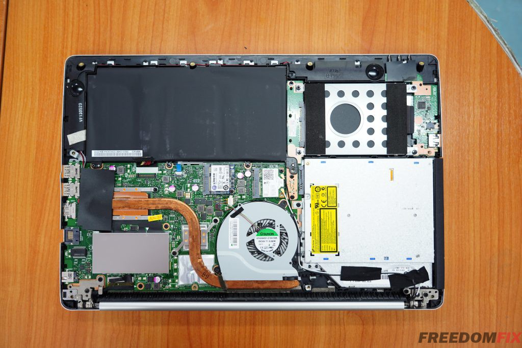 รับเปลี่ยนคีย์บอร์ด ASUS S551L คีย์บอร์ดเสีย กดไม่ติด ปุ่มหลุด ปุ่มพัง ปุ่มกดไม่ติด เปลี่ยนแป้นใหม่ LINE @FREEDOMFIX
