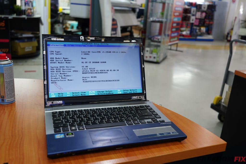 รับเปลี่ยนจอโน๊ตบ๊ค แบตเตอรี่ ACER 4830 4830G จอเสีย จอแตก จอร้าว จอพัง แบตเตอรี่ ไม่เก็บไฟ LINE @FREEDOMFIX