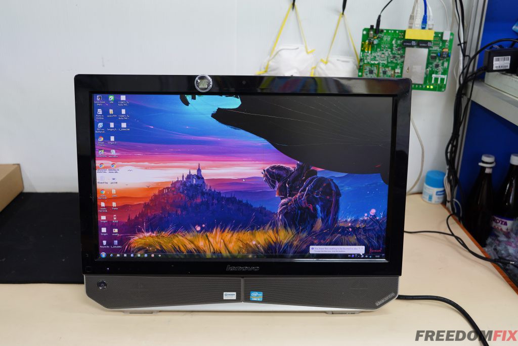 รับเปลี่ยนจอ ALL IN ONE Lenovo B320 21.5 นิ้ว จอแตก จอร้าว จอเสีย จอเป็นเส้น จอพัง เปลี่ยนจอใหม่ LINE @FREEDOMFIX