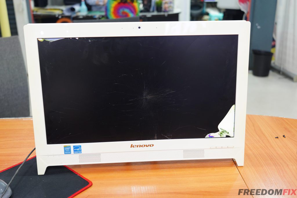 เปลี่ยนจอ ALL IN ONE LENOVO 19.5 นิ้ว C260 จอแตก จอร้าว จอเสีย จอพัง จอเป็นเส้น เปลี่ยนจอใหม่
