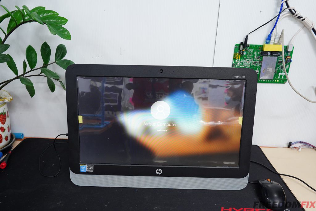 รับเปลี่ยนจอคอม ออลอินวัน HP 400 G1 AIO จอแตก จอร้าว จอเสีย จอเป็นเส้น จอพัง เปลี่ยจอใหม่ LINE @FREEDOMFIX