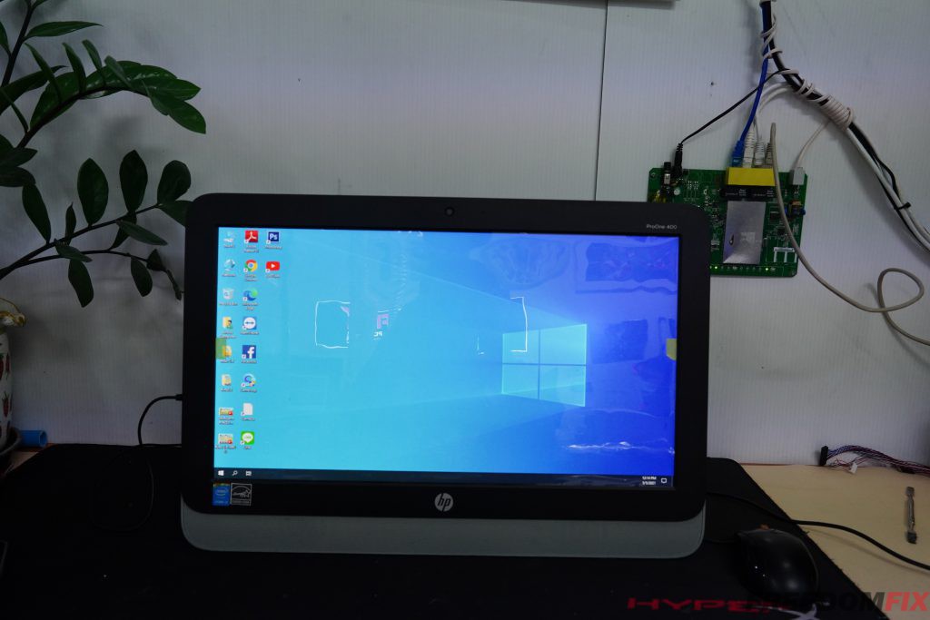 รับเปลี่ยนจอคอม ออลอินวัน HP 400 G1 AIO จอแตก จอร้าว จอเสีย จอเป็นเส้น จอพัง เปลี่ยจอใหม่ LINE @FREEDOMFIX