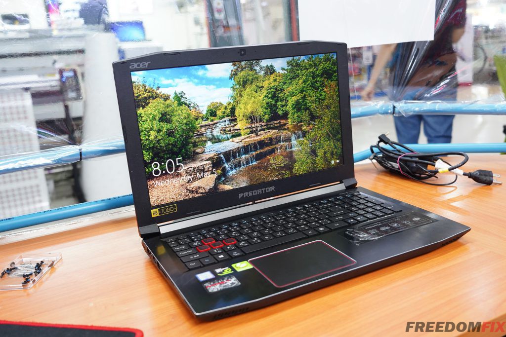 รับซ่อมโน๊ตบุ๊ค Predator Helios 300 G3-571 เปิดไม่ติด ไฟไม่เข้า เมนบอร์ดเสีย ภาคจ่ายไฟมีปัญหา LINE @FREEDOMFIX