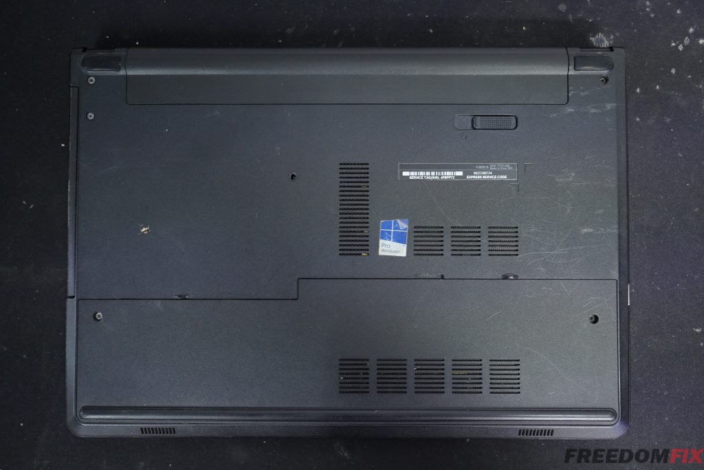 รับซ่อมโน๊ตบุ๊ค DELL 3458 เปิดไม่ติด ไฟไม่เข้า เมนบอร์ดเสีย ภาคจ่ายไฟมีปัญหา LINE @FREEDOMFIX