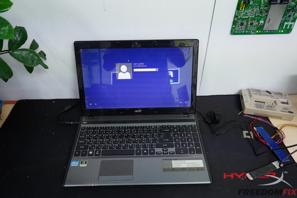 รับซ่อมโน๊ตบุ๊ค ACER 5750G 5755G เปิดติด ขึ้นแต่แสง เมนบอร์ดเสีย ภาคจ่ายไฟมีปัญหา LINE @FREEDOMFIX