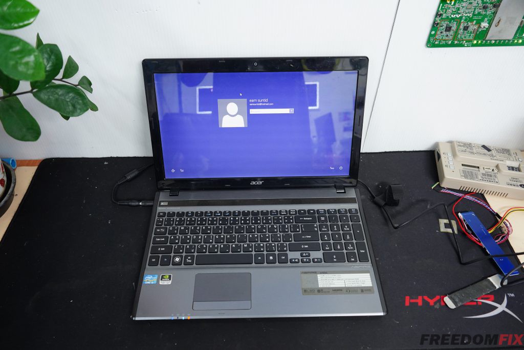 รับซ่อมโน๊ตบุ๊ค ACER 5750G 5755G เปิดติด ขึ้นแต่แสง เมนบอร์ดเสีย ภาคจ่ายไฟมีปัญหา LINE @FREEDOMFIX