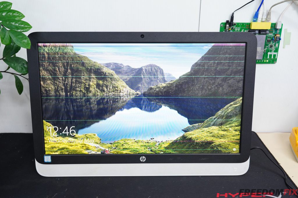 เปลี่ยนจอคอม HP AIO 23 23-R 23-R110 23 นิ้ว จอแตก จอร้าว จอเสีย จอเป็นเส้น เปลี่ยนจอใหม่ ราคาถูก LINE @FREEDOMFIX